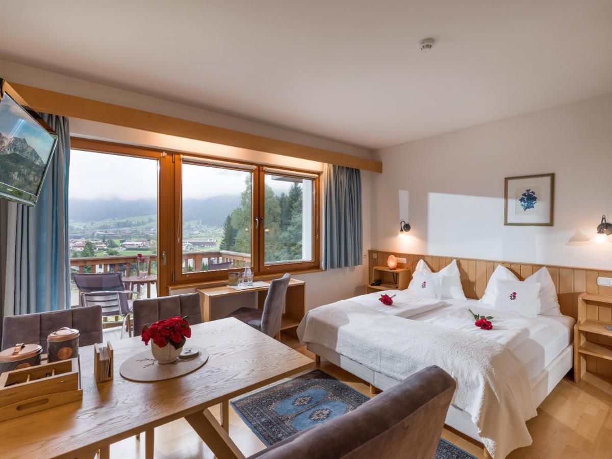 Gartenhotel Rosenhof Bei Kitzbuehel Oberndorf in Tirol Eksteriør bilde