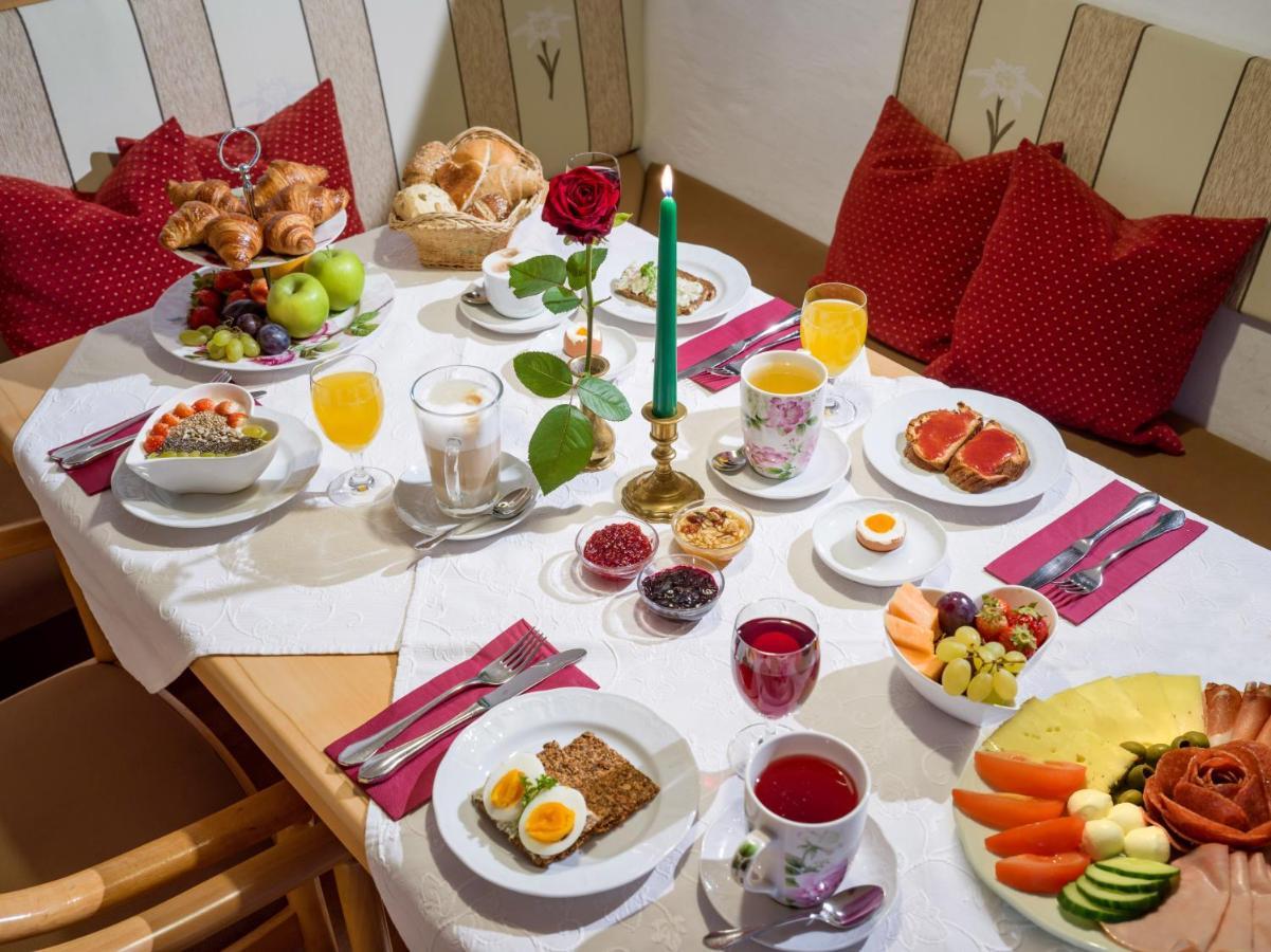 Gartenhotel Rosenhof Bei Kitzbuehel Oberndorf in Tirol Eksteriør bilde